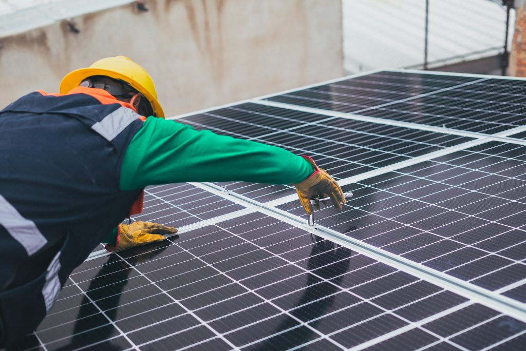 Avantages Installation Panneaux Photovoltaïques  Saudoy